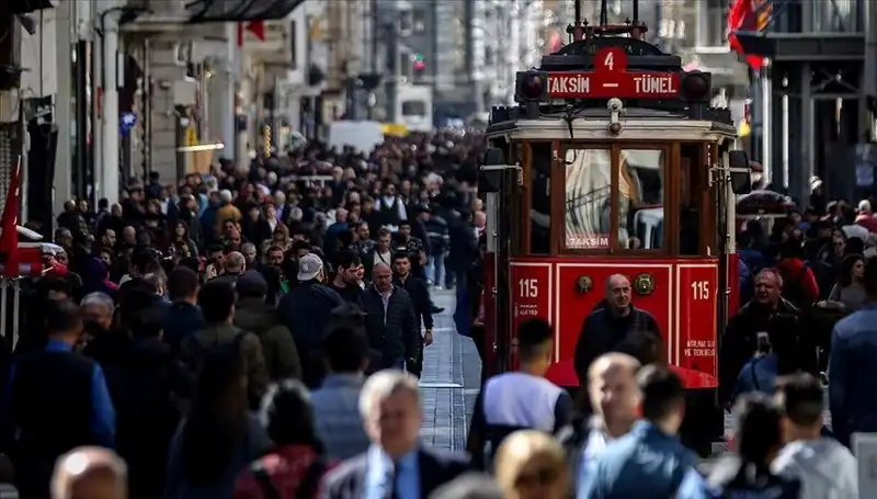 Türkiye'nin Nüfusu 2023'te Rekor Seviye Ulaştı: Yeni Gelişmeler