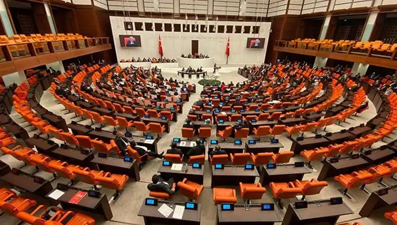 Emekli İkramiyelerine Büyük Artış: TBMM'de İlk Adım Atıldı!