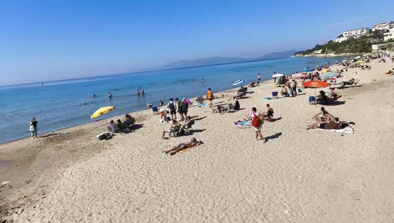 Yazın Keyfi 29 Derece ile Plajlarda Zirve Yapıyor!