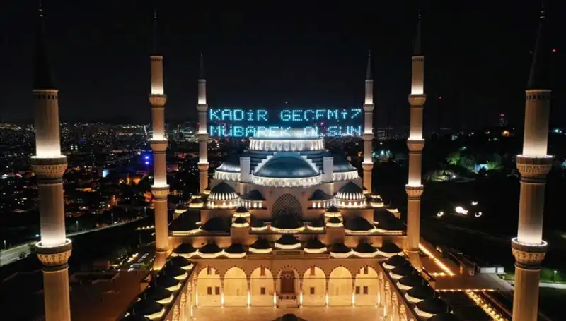 2025 Kadir Gecesi: Anlamı, Önemi ve Tarihi İle O Gecenin Bilgileri