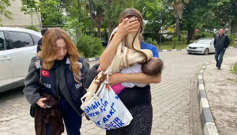 Evlerden Hırsızlık Yapan Kadın, Kıskıvrak Yakalandı: Olayın Ayrıntıları